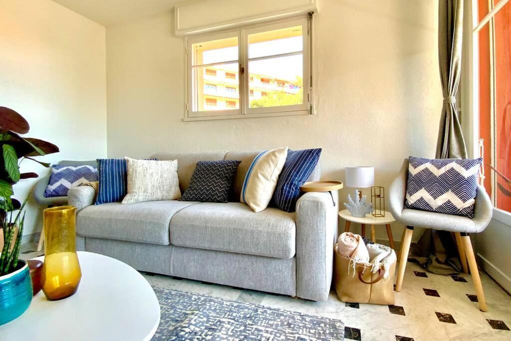Superbe 4 Couchages Avec Terrasse - Clim - 50M De La Mer Saint-Raphaël Exterior foto